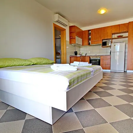 Apartments Gusti Drace Exterior photo