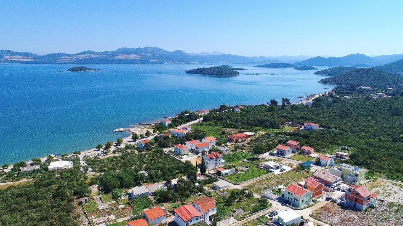 Gusti Apartment Drace