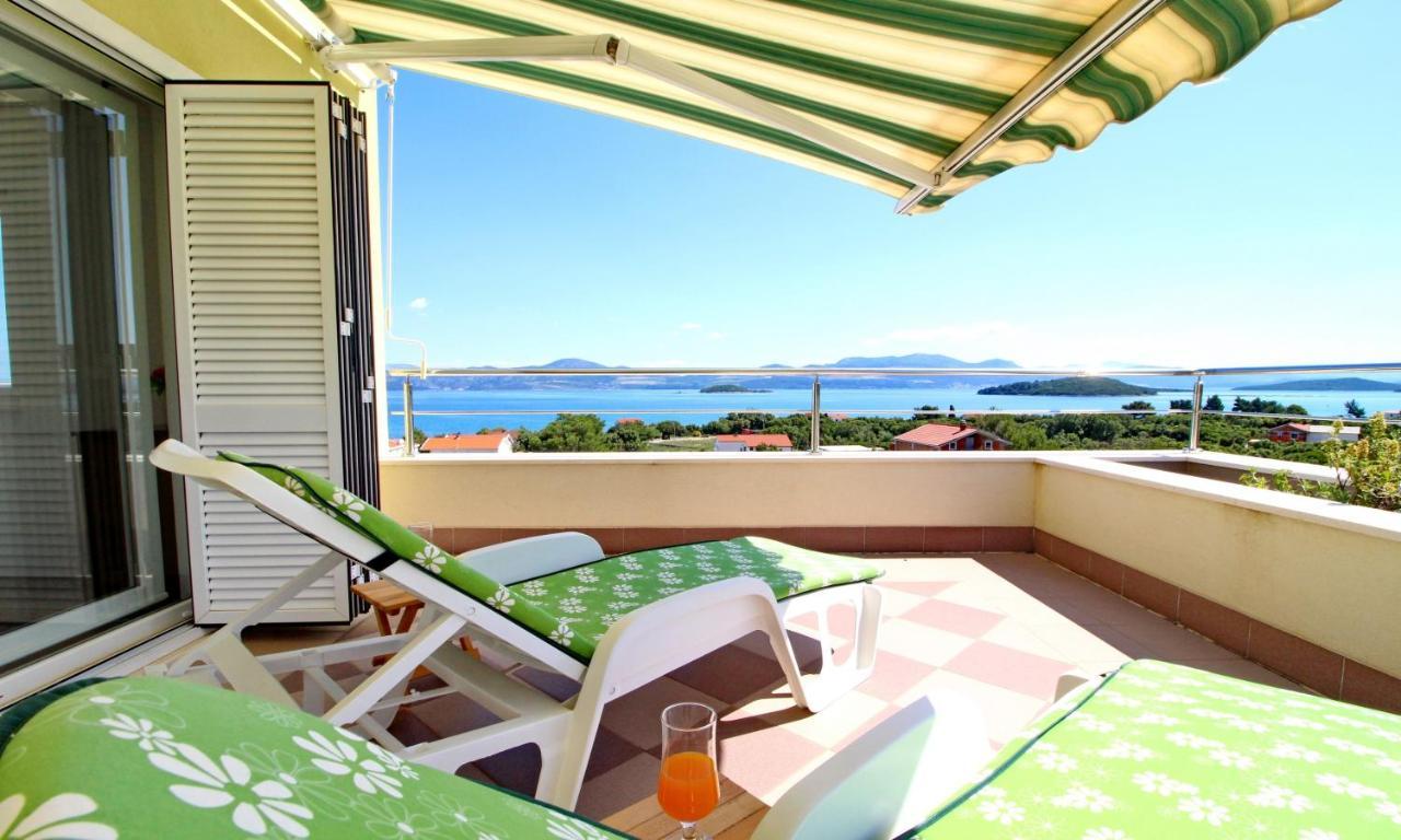 Gusti Apartment Drace